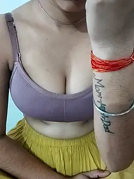 NAIRA5677 online show from November 20, 2025, 6:03 am