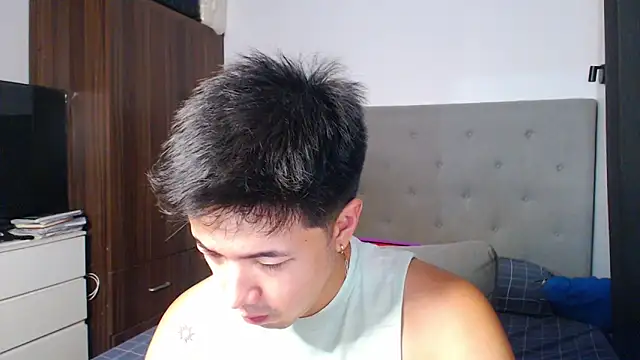 Addictiveboi online show from March 2, 2026, 7:15 am