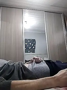 12dery online show from October 9, 2025, 1:55 pm