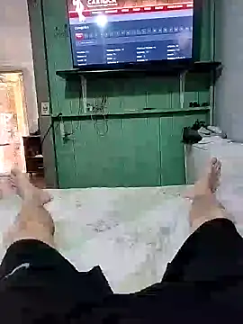 12dery online show from October 25, 2025, 3:34 pm