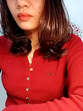 Hinna x online show from February 17, 2026, 9:34 pm