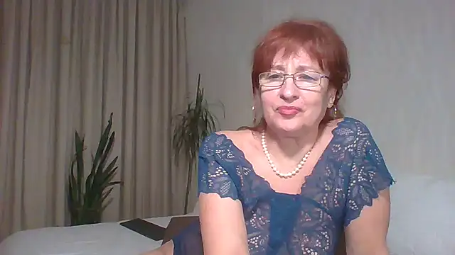 Snapshot of Marellaa chatting on April 2, 2026, 9:32 pm Marellaa online show from April 2, 2026, 9:32 pm