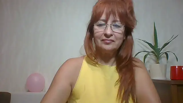 Marellaa online show from September 24, 2025, 9:43 pm