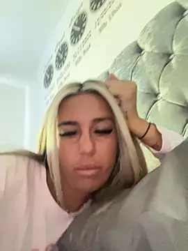 EllieMaeBaby online show from November 20, 2025, 10:49 am