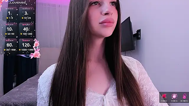 khloeyourangel online show from September 26, 2025, 7:43 pm