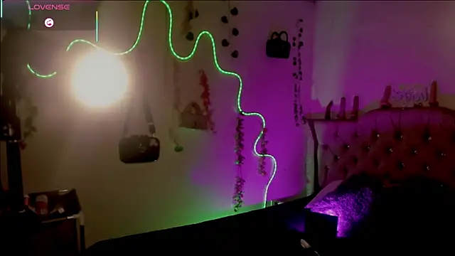 Cata MW online show from April 1, 2026, 7:22 pm