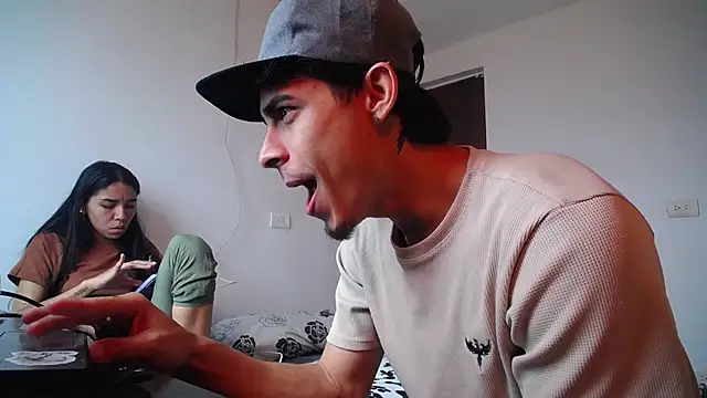 Snapshot of Candy_Grey28 chatting on October 11, 2025, 1:34 pm Candy Grey28 online show from October 11, 2025, 1:34 pm