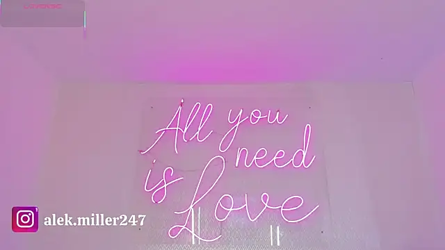 aleksandramiller  online show from September 24, 2025, 12:33 pm
