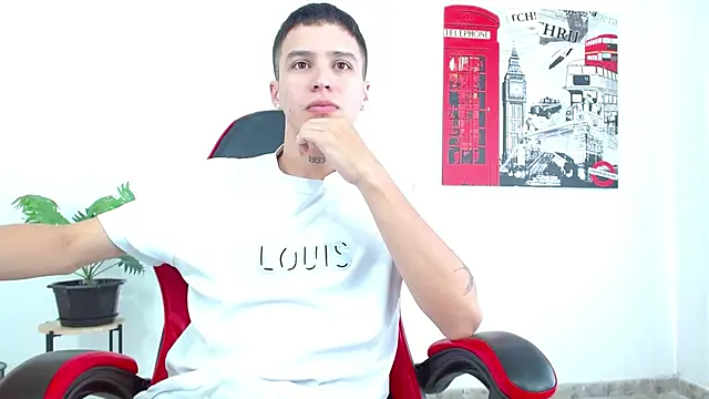 Cumandres18 online show from October 30, 2025, 2:04 pm