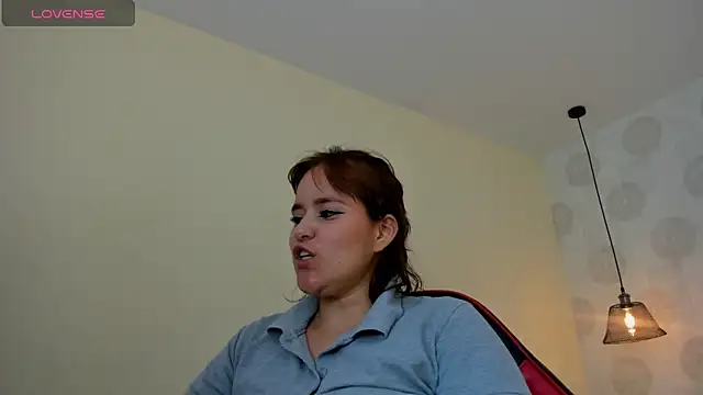 Snapshot of GIANAMILLER6 chatting on July 6, 2026, 12:01 pm GIANAMILLER6 online show from July 6, 2026, 12:01 pm