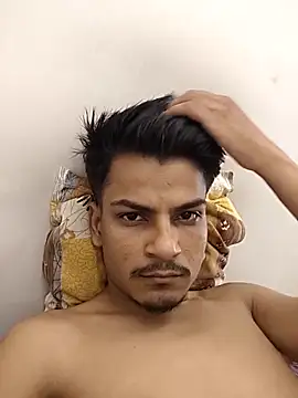 KaranSingh0m online show from May 2, 2026, 6:24 pm
