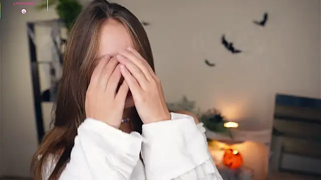 Snapshot of OdellaGillingham chatting on November 4, 2025, 7:06 pm OdellaGillingham online show from November 4, 2025, 7:06 pm