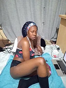 Snapshot of Kateera1 chatting on March 27, 2026, 10:22 pm Kateera1 online show from March 27, 2026, 10:22 pm