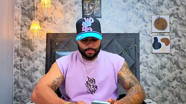 Apolo rousse1 online show from December 4, 2025, 8:30 pm