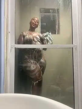 BQueen223 online show from January 14, 2026, 6:55 pm