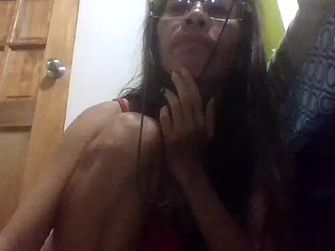 Snapshot of Mayumie05 chatting on February 26, 2026, 10:21 pm Mayumie05 online show from February 26, 2026, 10:21 pm