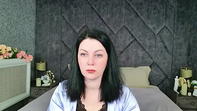 Nina Stane online show from March 23, 2026, 6:13 am