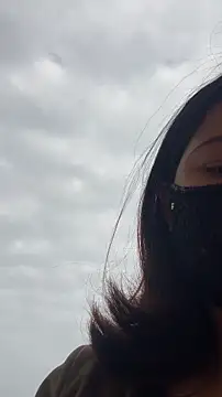 zhizhinaigai online show from March 15, 2026, 3:57 am