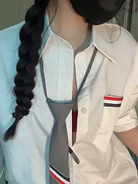 Dior baby online show from December 20, 2025, 2:25 am