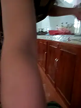 Sweet-Berry89 online show from November 15, 2025, 3:32 am