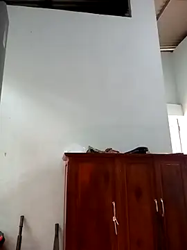 Sweet-Berry89 online show from October 31, 2025, 3:47 am