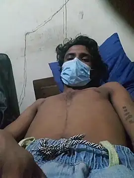 Snapshot of Ashy2001 chatting on October 12, 2025, 5:14 pm Ashy2001 online show from October 12, 2025, 5:14 pm