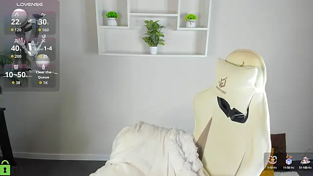 Margo Demash online show from October 4, 2025, 12:34 am