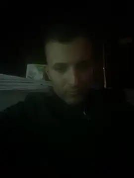 Snapshot of Junior17cm_1993 chatting on November 1, 2025, 5:14 am Junior17cm 1993 online show from November 1, 2025, 5:14 am