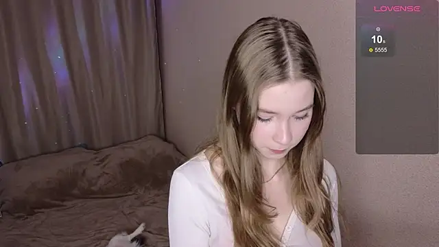 Snapshot of taddy_shy chatting on October 25, 2025, 4:07 pm taddy shy online show from October 25, 2025, 4:07 pm