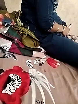 beena01 online show from April 10, 2026, 5:03 am