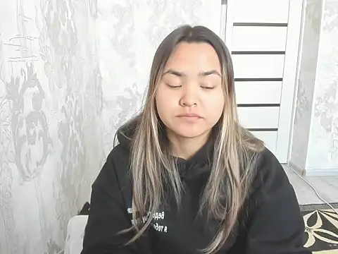 saika blush online show from November 30, 2025, 8:04 am