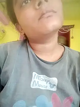 Hot siiii online show from September 26, 2025, 4:19 am