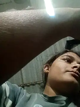 Hot siiii online show from October 19, 2025, 1:47 pm