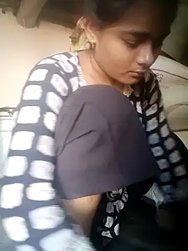 Hot siiii online show from September 9, 2025, 3:27 am