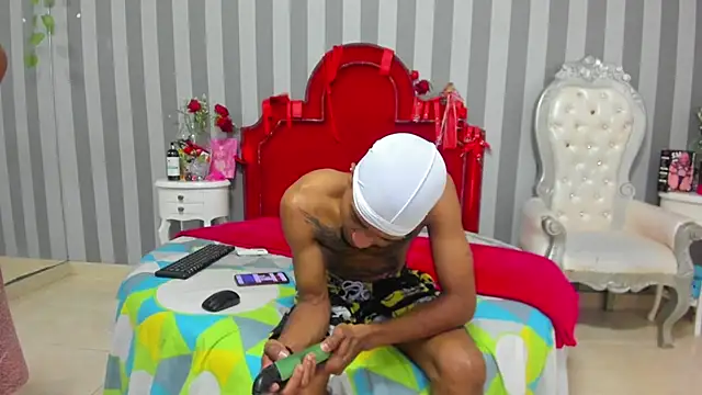 CaroyAndy online show from March 27, 2026, 12:28 pm