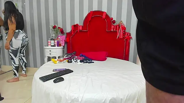 CaroyAndy online show from March 30, 2026, 12:39 pm