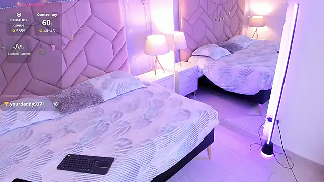 Bella  Lane online show from February 17, 2026, 3:48 am