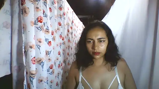 Anabelhotxx16 online show from October 13, 2025, 1:51 am