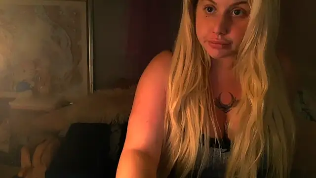 TiaDoll online show from January 18, 2026, 7:06 pm