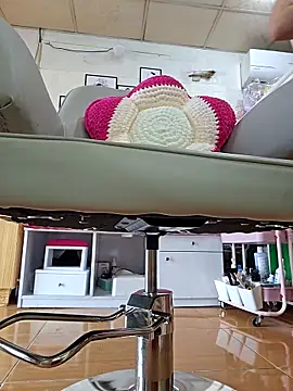 Nail Yummy online show from January 7, 2026, 2:27 am