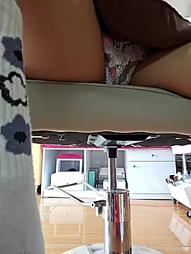 Nail Yummy online show from November 29, 2025, 5:18 am