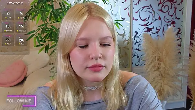 Mila Lioness online show from September 26, 2025, 10:11 am