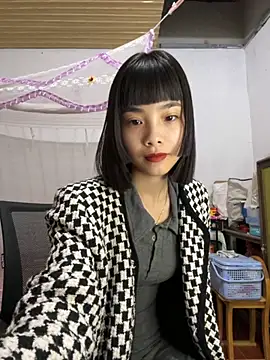 Snapshot of andymi1 chatting on October 26, 2025, 2:45 am andymi1 online show from October 26, 2025, 2:45 am