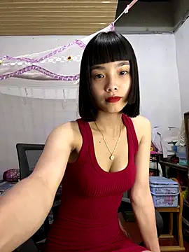 Snapshot of andymi1 chatting on October 10, 2025, 3:07 am andymi1 online show from October 10, 2025, 3:07 am