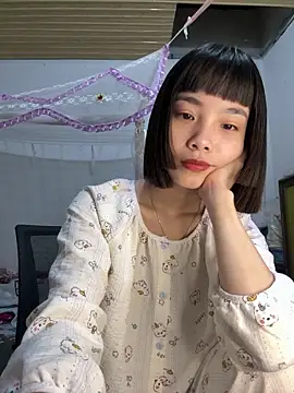 Snapshot of andymi1 chatting on April 22, 2026, 1:56 am andymi1 online show from April 22, 2026, 1:56 am