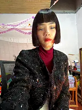 Snapshot of andymi1 chatting on November 23, 2025, 2:32 am andymi1 online show from November 23, 2025, 2:32 am