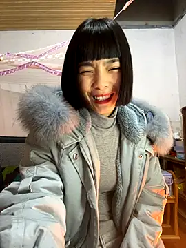 Snapshot of andymi1 chatting on November 19, 2025, 3:06 am andymi1 online show from November 19, 2025, 3:06 am