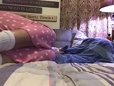 SirStrokesAllot online show from December 2, 2025, 6:59 am