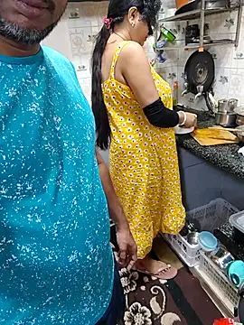 Queen Nightt online show from March 3, 2026, 3:35 am