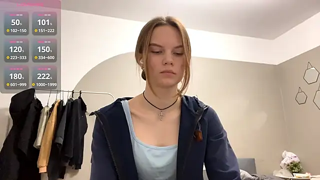 AudreyHammond online show from October 4, 2025, 1:23 pm